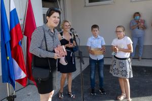 025otvoritev prizidka os hrusevje Foto atelje Postojna